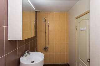 Апарт-отели Top Center Brand New Apartments София Номер-студио с кроватью размера "king-size" и диван-кроватью-15